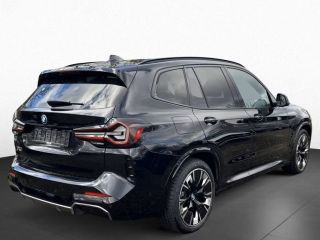 BMW iX3 M-SPORT 80 kWh (210kW/286pk) ** LED, LEDER, PANO, MEM, HuD, H&K SOUND, TREKH, 20-inch LMV ** 1e E...