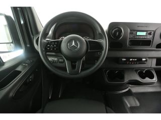 Mercedes-Benz Sprinter 317 170PK L2H2 | Automaat | Airco | Cruise | Camera | Stoelverwarming