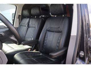 Volkswagen Transporter 2.0 TDI 150pk Bulli Black Edition Leer Led