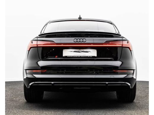 Audi e-tron S Quattro 95 kWh (370kW/503pk) ** MATRIX, LEDER, B&O, STOELVENT, PANORAMA, LUCHTV, TREKH ** 1e EI... ActivLease financial lease