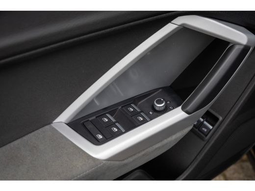 Audi Q3 45 TFSI e Advanced edition 245pk | Cruise adaptief | Stoel verwarming | Apple Carplay/Android Aut... ActivLease financial lease