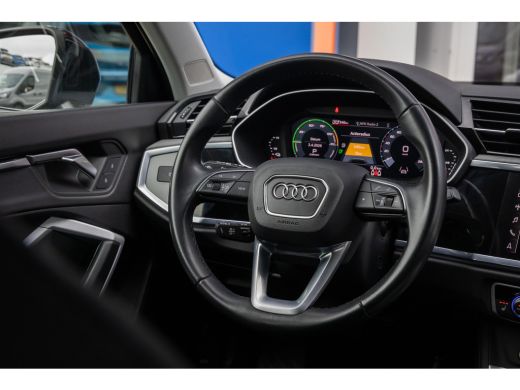 Audi Q3 45 TFSI e Advanced edition 245pk | Cruise adaptief | Stoel verwarming | Apple Carplay/Android Aut... ActivLease financial lease