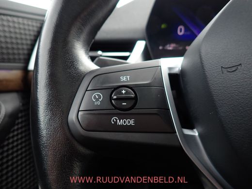 BMW 2 Serie Active Tourer 225e xDrive PANODAK / TREKHAAK / CARPLAY / CRUISE / LEER / NAVI ActivLease financial lease