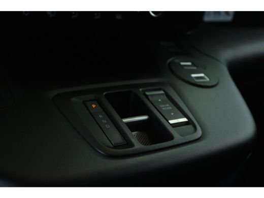 Citroën &euml;-Berlingo 136 Flex Crewcab L2 50 kWh | Cruise Control | 5-Zits | Sensoren | Navigatie | Carplay | Airco ActivLease financial lease
