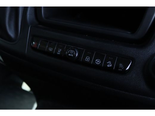 Citroën Jumper 2.2 BlueHDi 140 S&S L3H2 3.5t Zwaar | Cruise Control | Camera | Betimmering | Trekhaak | Navi | C... ActivLease financial lease