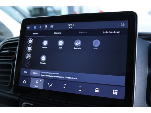 Citroën Jumper 2.2 BlueHDi 140 S&S L3H2 3.5t Zwaar | Cruise Control | Camera | Betimmering | Trekhaak | Navi | C... ActivLease financial lease