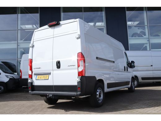 Citroën Jumper 2.2 BlueHDi 140 S&S L3H2 3.5t Zwaar | Cruise Control | Camera | Betimmering | Trekhaak | Navi | C... ActivLease financial lease
