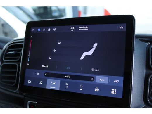 Citroën Jumper 2.2 BlueHDi 140 S&S L3H2 3.5t Zwaar | Cruise Control | Camera | Betimmering | Trekhaak | Navi | C... ActivLease financial lease