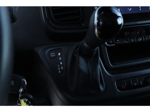 Citroën Jumper 2.2 BlueHDi 140 S&S L3H2 3.5t Zwaar | Cruise Control | Camera | Betimmering | Trekhaak | Navi | C... ActivLease financial lease