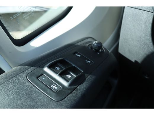 Citroën Jumper 2.2 BlueHDi 140 S&S L3H2 3.5t Zwaar | Cruise Control | Camera | Betimmering | Trekhaak | Navi | C... ActivLease financial lease