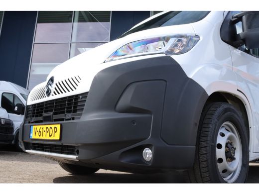 Citroën Jumper 2.2 BlueHDi 140 S&S L3H2 3.5t Zwaar | Cruise Control | Camera | Betimmering | Trekhaak | Navi | C... ActivLease financial lease