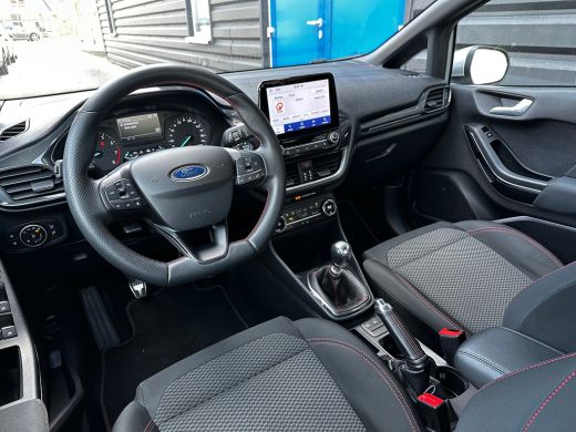 Ford Fiesta 1.0 ST-Line | STUUR, STOEL EN VOORRUITVERWARMING| NAVIGATIE + APPLE CARPLAY/ANDROID AUTO| KEYLESS... ActivLease financial lease