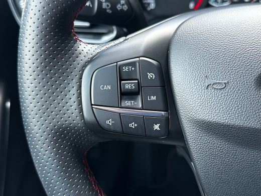 Ford Fiesta 1.0 ST-Line | STUUR, STOEL EN VOORRUITVERWARMING| NAVIGATIE + APPLE CARPLAY/ANDROID AUTO| KEYLESS... ActivLease financial lease