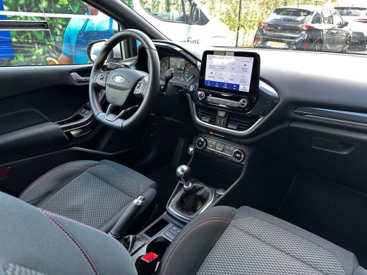 Ford Fiesta 1.0 ST-Line | STUUR, STOEL EN VOORRUITVERWARMING| NAVIGATIE + APPLE CARPLAY/ANDROID AUTO| KEYLESS... ActivLease financial lease