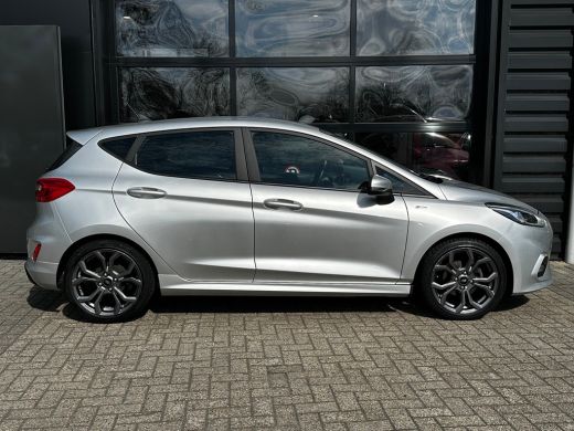 Ford Fiesta 1.0 ST-Line | STUUR, STOEL EN VOORRUITVERWARMING| NAVIGATIE + APPLE CARPLAY/ANDROID AUTO| KEYLESS... ActivLease financial lease