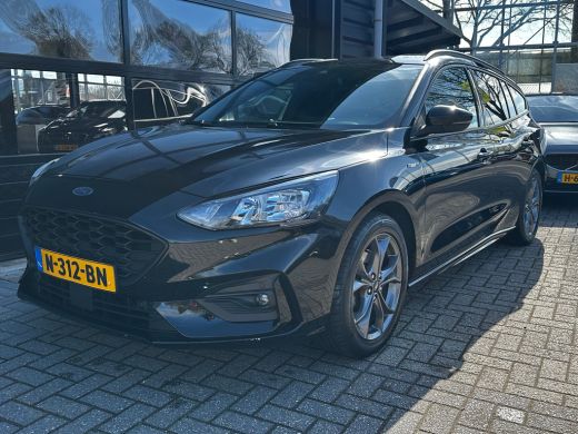 Ford Focus 1.0 125 PK ST Line | TREKHAAK| STOEL, STUUR EN VOORRUITVERWARMING| KEYLESS ENTRY & START| CAEMRA ... ActivLease financial lease