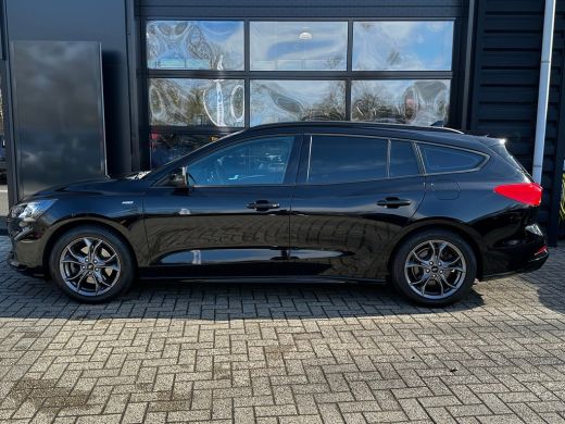 Ford Focus 1.0 125 PK ST Line | TREKHAAK| STOEL, STUUR EN VOORRUITVERWARMING| KEYLESS ENTRY & START| CAEMRA ... ActivLease financial lease