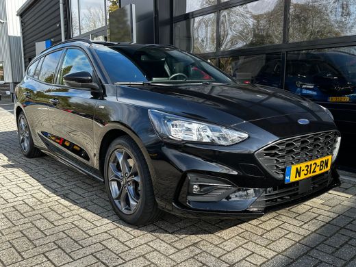Ford Focus 1.0 125 PK ST Line | TREKHAAK| STOEL, STUUR EN VOORRUITVERWARMING| KEYLESS ENTRY & START| CAEMRA ... ActivLease financial lease