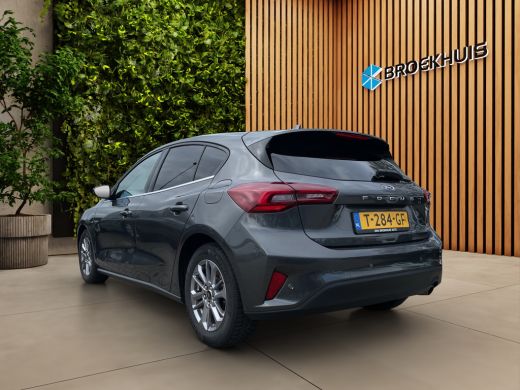 Ford Focus 1.0 EcoBoost Hybrid Titanium | Draadloos CarPlay | Groot scherm | Navi | Park Assist | Lane Keeping ActivLease financial lease