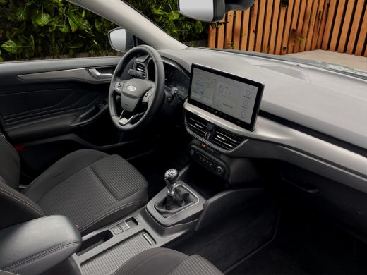 Ford Focus 1.0 EcoBoost Hybrid Titanium | Draadloos CarPlay | Groot scherm | Navi | Park Assist | Lane Keeping ActivLease financial lease