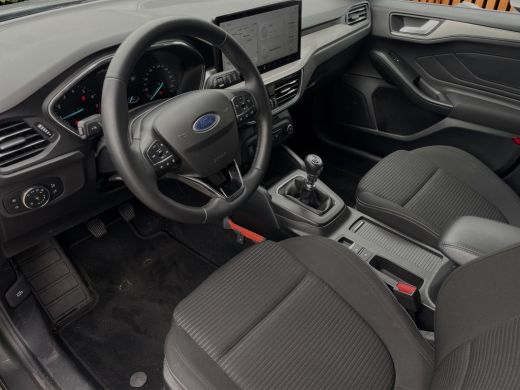 Ford Focus 1.0 EcoBoost Hybrid Titanium | Draadloos CarPlay | Groot scherm | Navi | Park Assist | Lane Keeping ActivLease financial lease