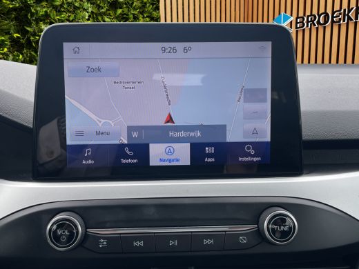 Ford Focus 1.0 EcoBoost Hybrid Trend Edition Business | Trekhaak | Camera | Adaptive Cruise | DAB ActivLease financial lease