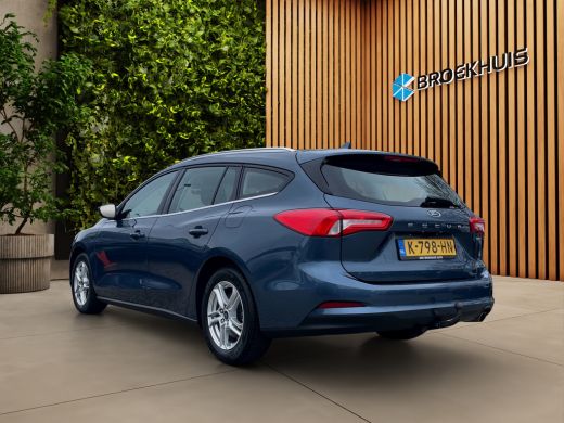 Ford Focus 1.0 EcoBoost Hybrid Trend Edition Business | Trekhaak | Camera | Adaptive Cruise | DAB ActivLease financial lease
