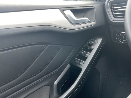 Ford Focus 1.0 EcoBoost Trend Edition Business | Camera | Navi | Lane Keeping | DAB ActivLease financial lease