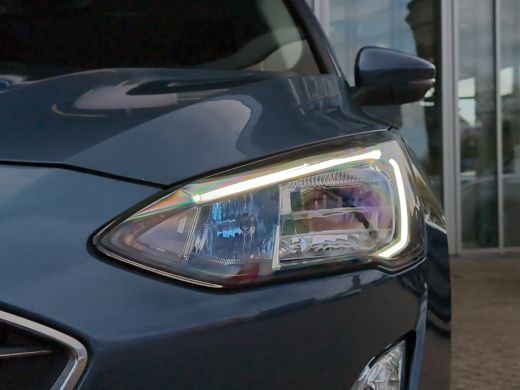 Ford Focus Wagon 1.0 Titanium Business | Cruise Control | Bluetooth | Navi | trekhaak | ActivLease financial lease