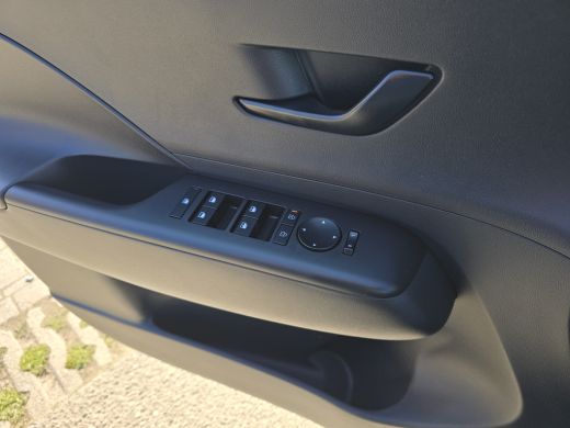 Hyundai Kona 1.0 T-GDI Comfort - 100 Pk - Euro 6 - Navi - ParkeerCamera ActivLease financial lease