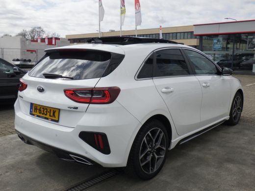 Kia Ceed 1.0 T-GDi GT-Line, Pano, Camera, Carplay, Zeer Compleet! ActivLease financial lease