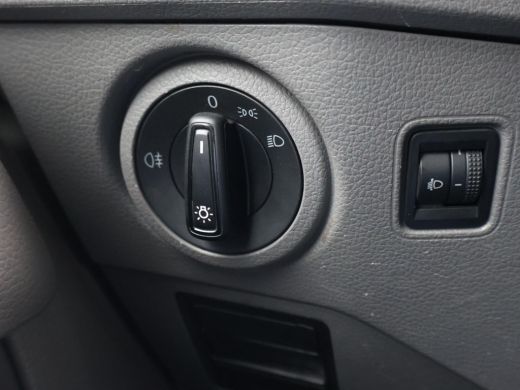 MAN TGE 35 3.140 AUT. L4H3 ZILVERGRIJS + CAMERA | APPLE CARPLAY | ANDROID AUTO | DAB | NAVIGATIE ActivLease financial lease