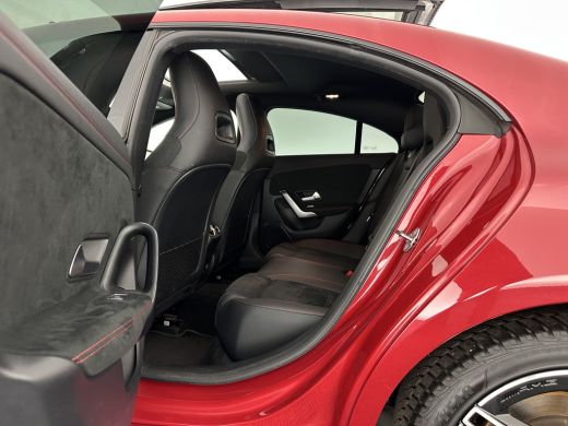 Mercedes-Benz CLA 250 e AMG Limited Business Solution (Plug-in) (INCL-BTW) Aut. *PANO | LEATHER-MICROFIBRE | MULTIB... ActivLease financial lease
