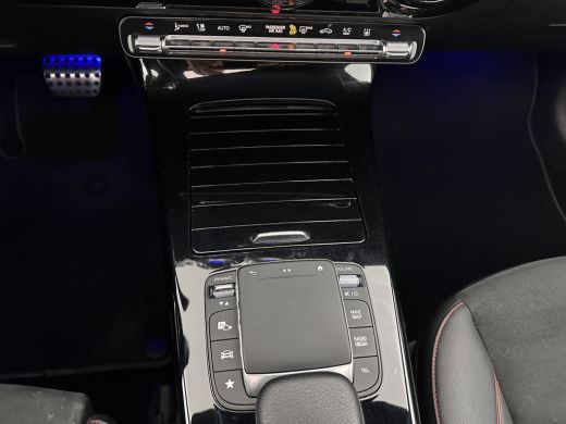Mercedes-Benz CLA 250 e AMG Limited Business Solution (Plug-in) (INCL-BTW) Aut. *PANO | LEATHER-MICROFIBRE | MULTIB... ActivLease financial lease