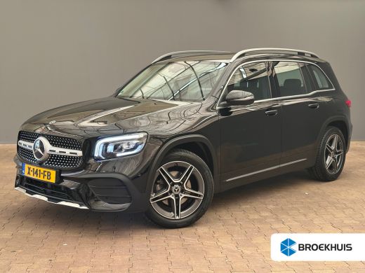 Mercedes-Benz 200-klasse 200 AMG Line Camera | Parkeersensoren | Alcantara/Leder | LED | Keyless | Navigatie | Elek. Achte...