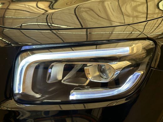 Mercedes-Benz 200-klasse 200 AMG Line Camera | Parkeersensoren | Alcantara/Leder | LED | Keyless | Navigatie | Elek. Achte... ActivLease financial lease