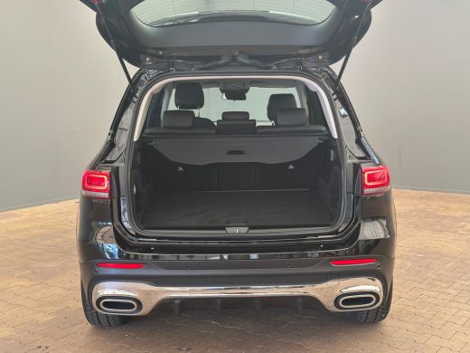 Mercedes-Benz 200-klasse 200 AMG Line Camera | Parkeersensoren | Alcantara/Leder | LED | Keyless | Navigatie | Elek. Achte... ActivLease financial lease