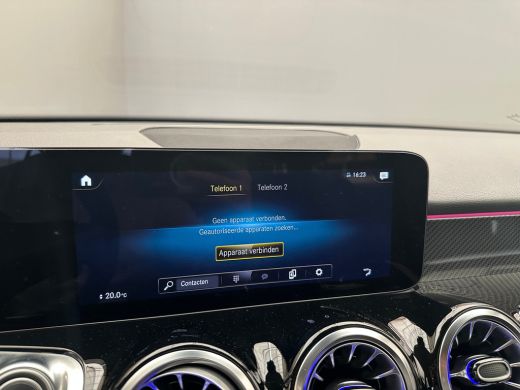 Mercedes-Benz 200-klasse 200 AMG Line Camera | Parkeersensoren | Alcantara/Leder | LED | Keyless | Navigatie | Elek. Achte... ActivLease financial lease