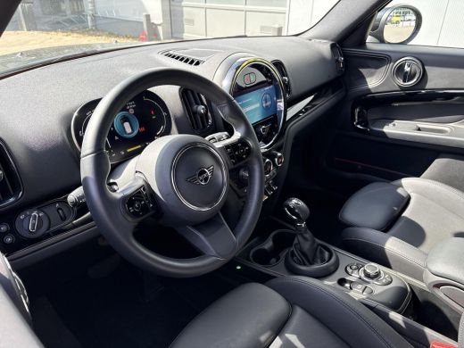 Mini Countryman 1.5 Cooper S E ALL4 Essential | Voorruitverwarming | Adaptive Cruise Control | Achteruitrijcamera... ActivLease financial lease