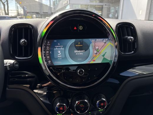 Mini Countryman 1.5 Cooper S E ALL4 Essential | Voorruitverwarming | Adaptive Cruise Control | Achteruitrijcamera... ActivLease financial lease