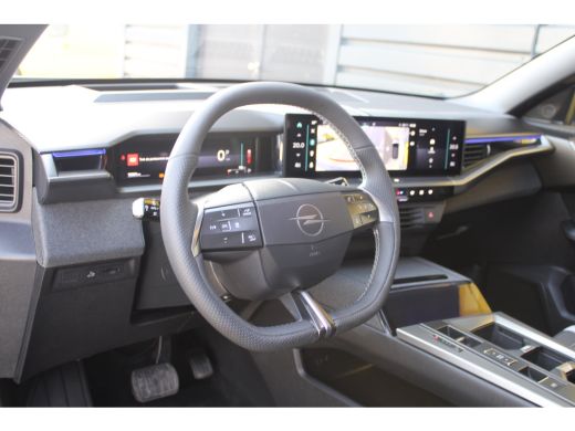 Opel Grandland 1.2 Turbo Hybrid Business Edition | Tot 8 Jaar garantie! | Camera | Ledere bekleding | Panoramada... ActivLease financial lease