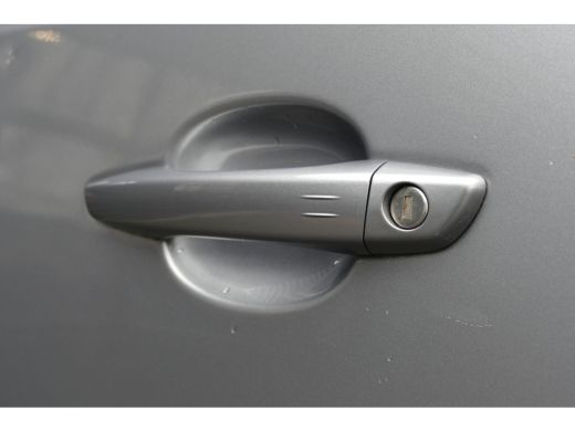 Opel Vivaro 2.0 CDTI 145PK L2H1 INNOVATION AUTOMAAT / NAVI / CLIMA / CAMERA / KEYLESS / 3-ZITS / BLUETOOTH / ... ActivLease financial lease