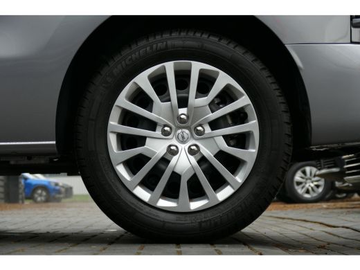 Opel Vivaro 2.0 CDTI 145PK L2H1 INNOVATION AUTOMAAT / NAVI / CLIMA / CAMERA / KEYLESS / 3-ZITS / BLUETOOTH / ... ActivLease financial lease