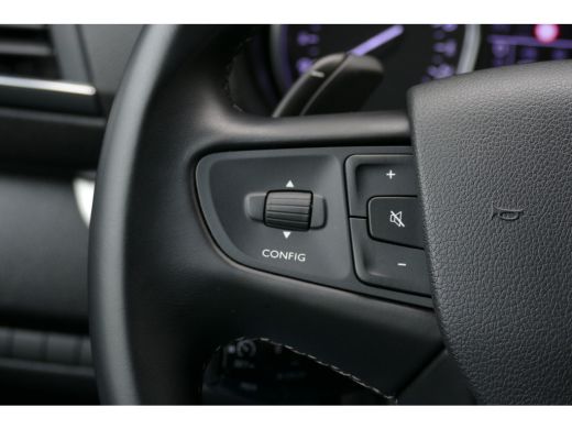 Opel Vivaro 2.0 CDTI 145PK L2H1 INNOVATION AUTOMAAT / NAVI / CLIMA / CAMERA / KEYLESS / 3-ZITS / BLUETOOTH / ... ActivLease financial lease