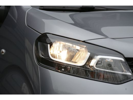 Opel Vivaro 2.0 CDTI 145PK L2H1 INNOVATION AUTOMAAT / NAVI / CLIMA / CAMERA / KEYLESS / 3-ZITS / BLUETOOTH / ... ActivLease financial lease