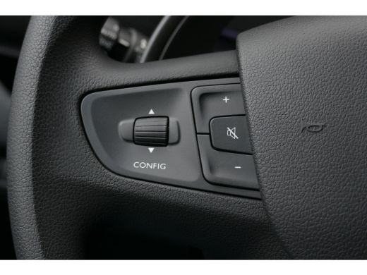 Opel Vivaro 2.0 CDTI 180PK L2H1 INNOVATION AUTOMAAT / NAVI / AIRCO / CAMERA / 17" LMV / KEYLESS / 3-ZITS / BL... ActivLease financial lease