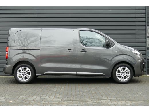 Opel Vivaro 2.0 CDTI 180PK L2H1 INNOVATION AUTOMAAT / NAVI / AIRCO / CAMERA / 17" LMV / KEYLESS / 3-ZITS / BL... ActivLease financial lease