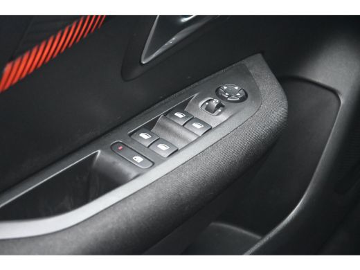 Peugeot 208 1.2 PureTech Active Pack Automaat | Afn. Trekhaak | Navigatie | Parkeersensoren | Cruise Control ... ActivLease financial lease