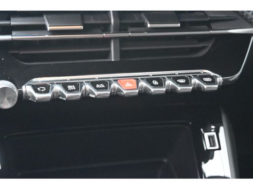 Peugeot 208 1.2 PureTech Active Pack Automaat | Afn. Trekhaak | Navigatie | Parkeersensoren | Cruise Control ... ActivLease financial lease