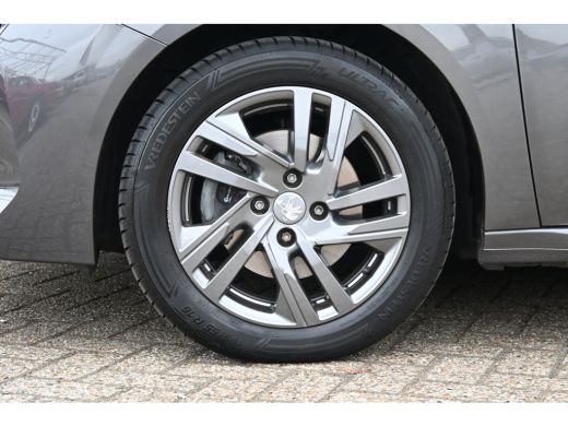 Peugeot 208 1.2 PureTech Active Pack Automaat | Afn. Trekhaak | Navigatie | Parkeersensoren | Cruise Control ... ActivLease financial lease